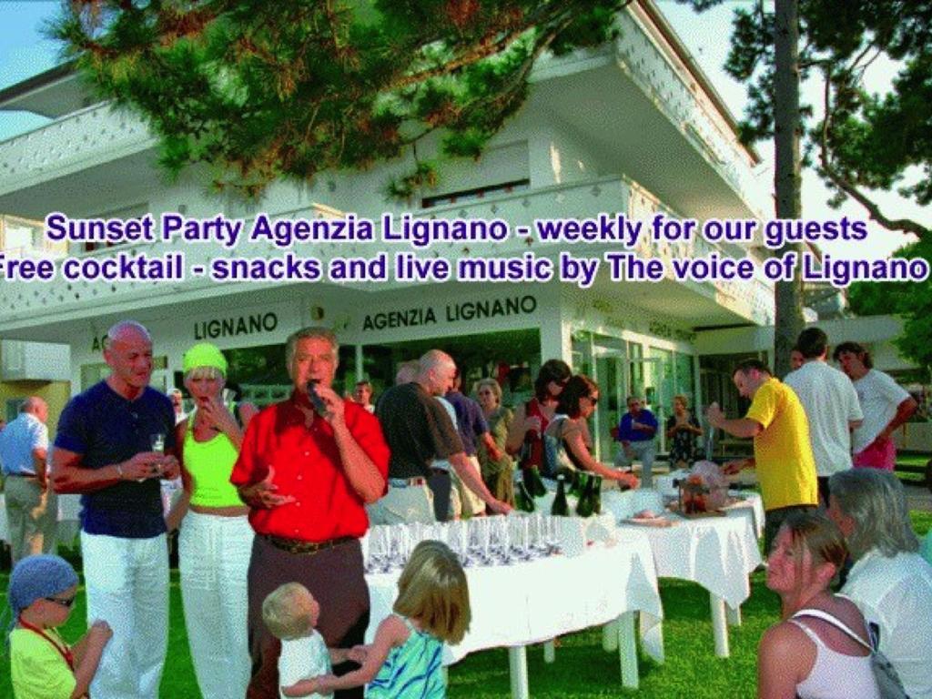 Lignano Riviera With Fireplace & Air Conditioning Lignano Sabbiadoro Zewnętrze zdjęcie
