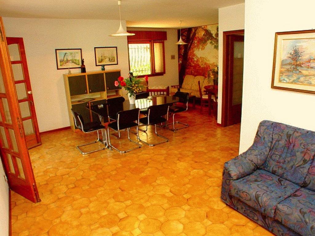 Lignano Riviera With Fireplace & Air Conditioning Lignano Sabbiadoro Zewnętrze zdjęcie